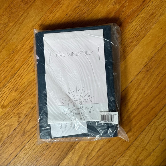 Anthropologie Travel Yoga Mat - Picture 4 of 4